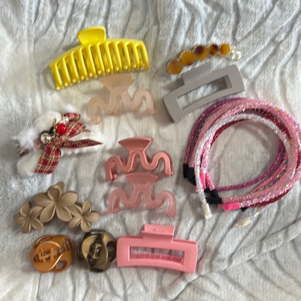 Hair accessories bundle—
